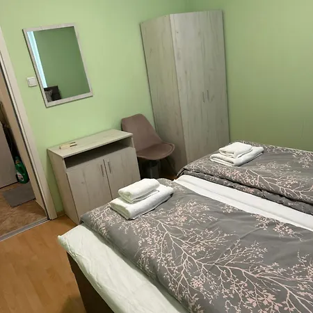 Apartament къща бети самостоятелни с двор край пловдив *