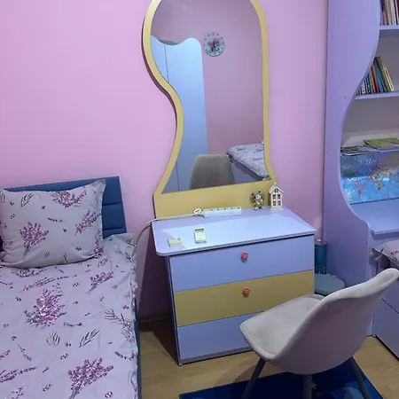 къща бети самостоятелни с двор край пловдив Apartament Skutare