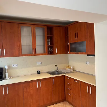 къща бети самостоятелни с двор край пловдив Apartament *