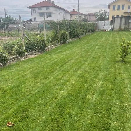 къща бети самостоятелни с двор край пловдив شقة