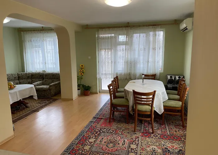 Lejlighed къща бети самостоятелни с двор край пловдив *